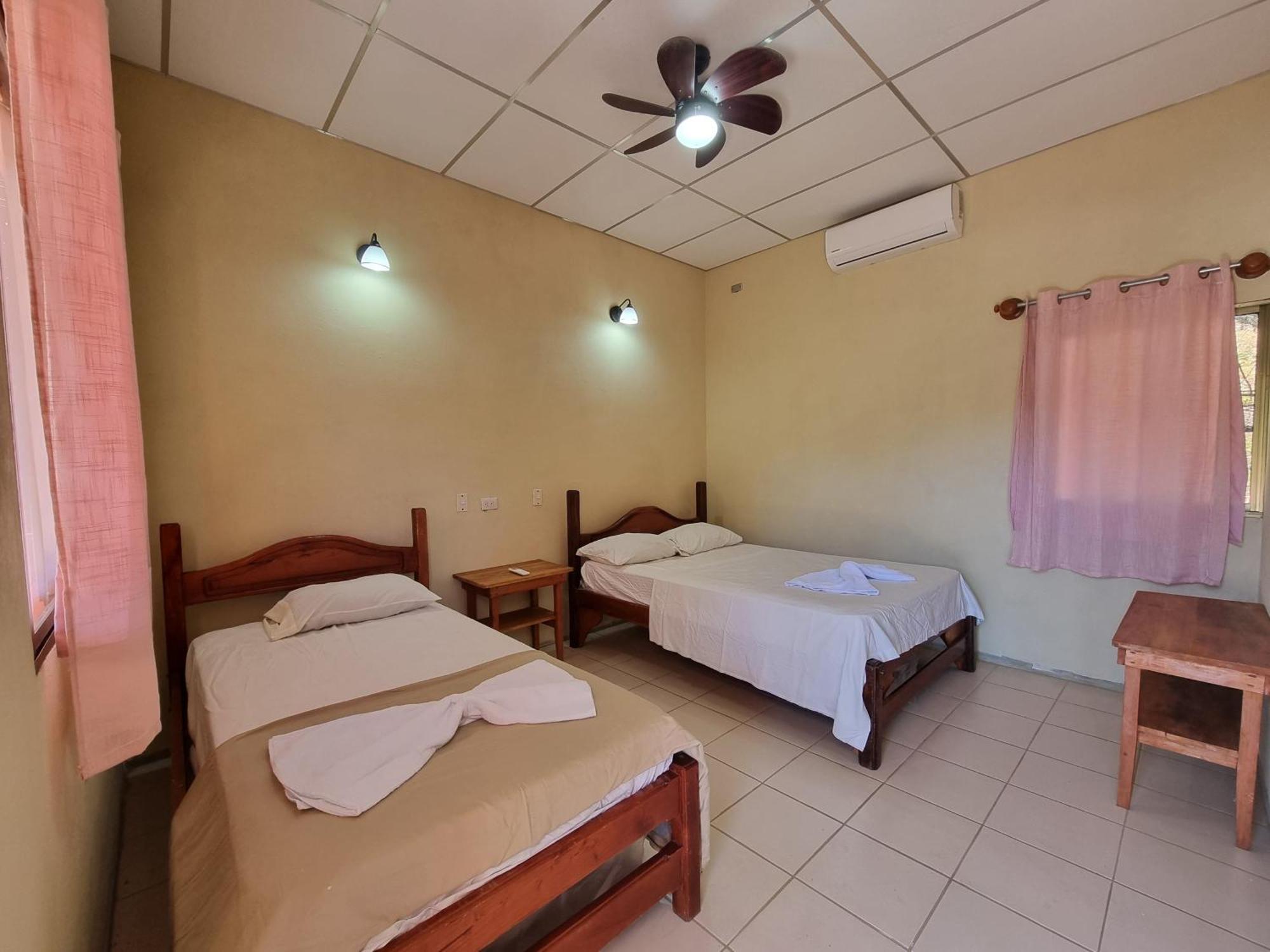 לינה וארוחת בוקר מויוגאלפה Ometepe House מראה חיצוני תמונה