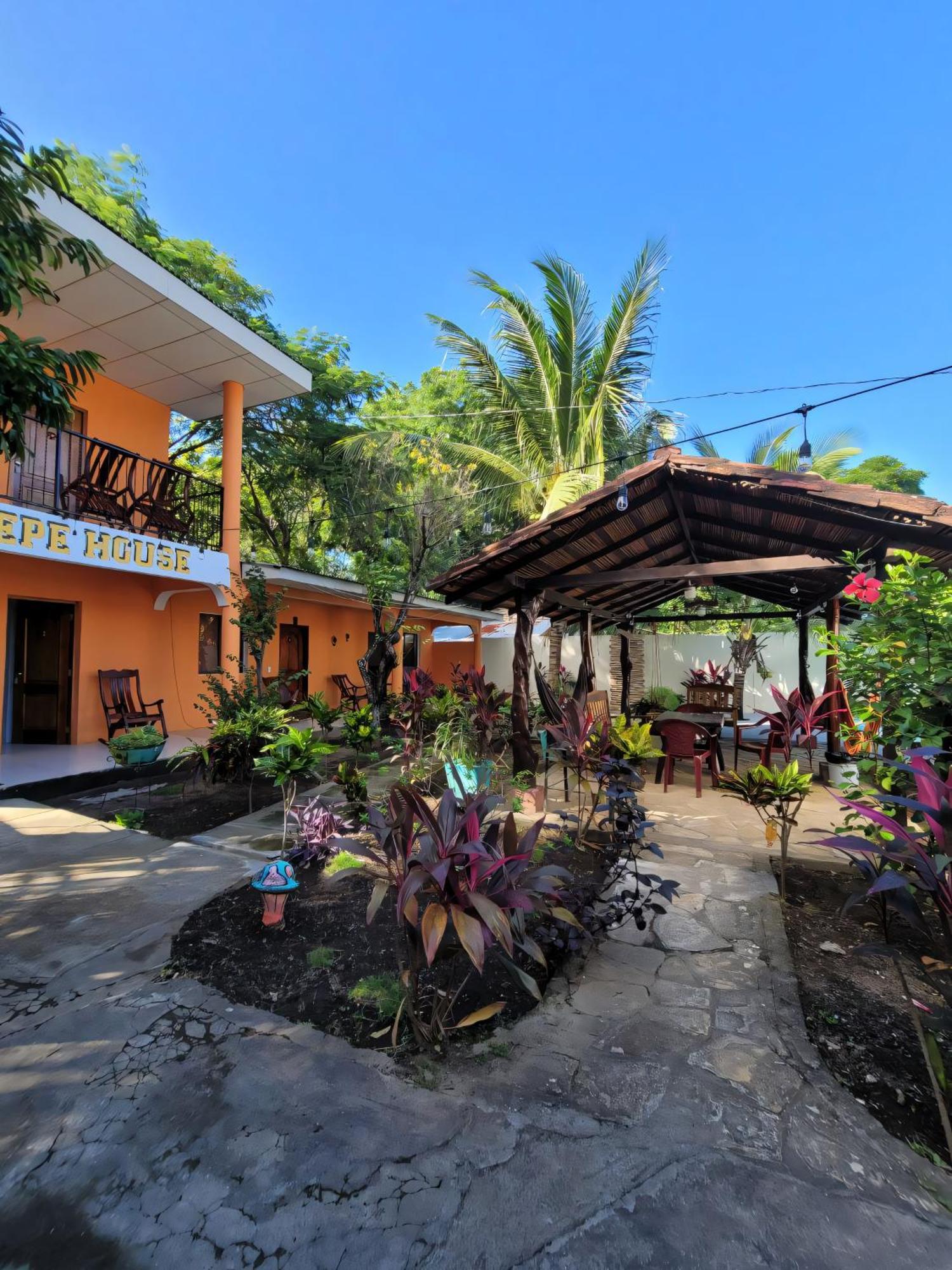 לינה וארוחת בוקר מויוגאלפה Ometepe House מראה חיצוני תמונה