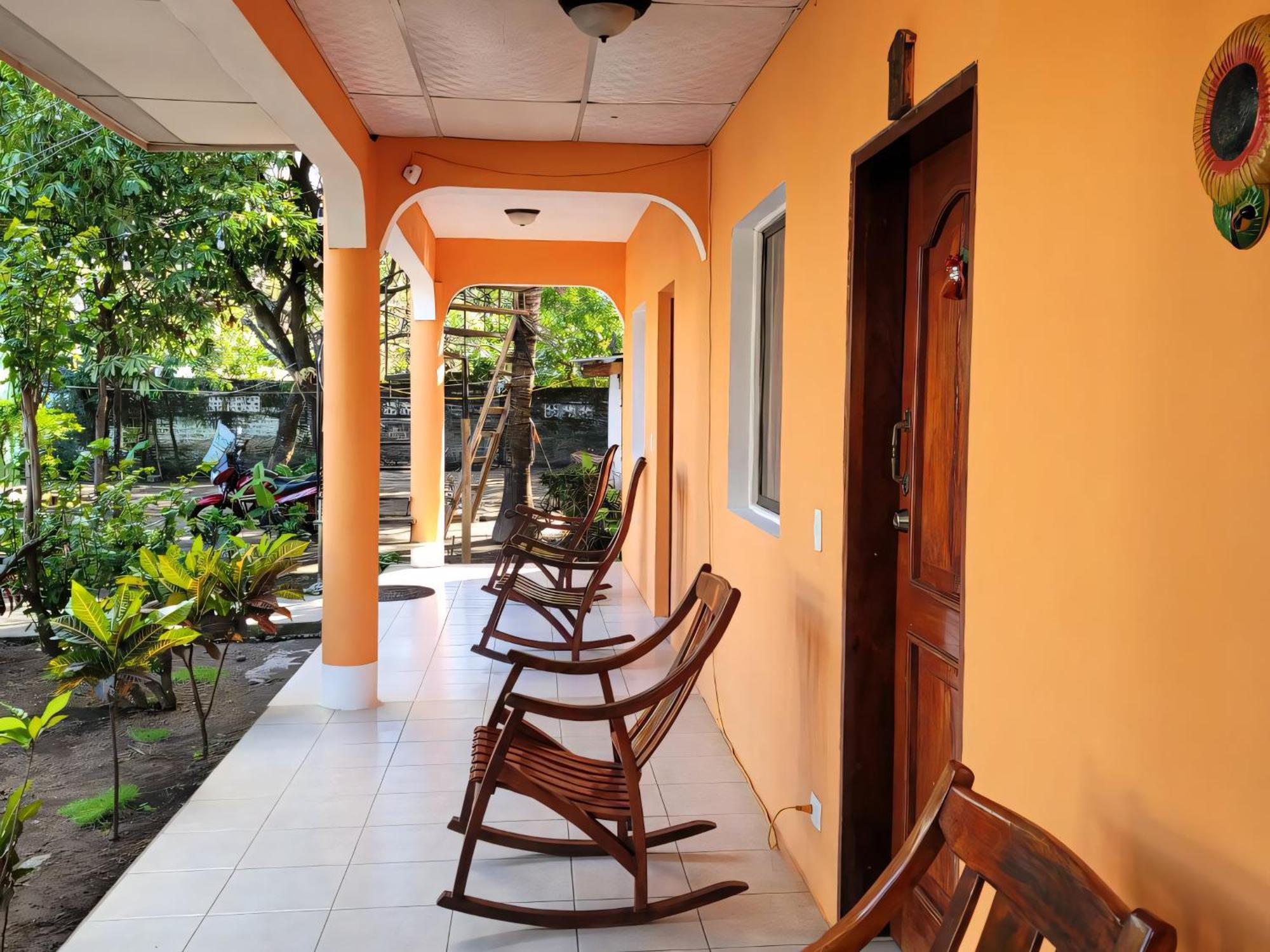 לינה וארוחת בוקר מויוגאלפה Ometepe House מראה חיצוני תמונה