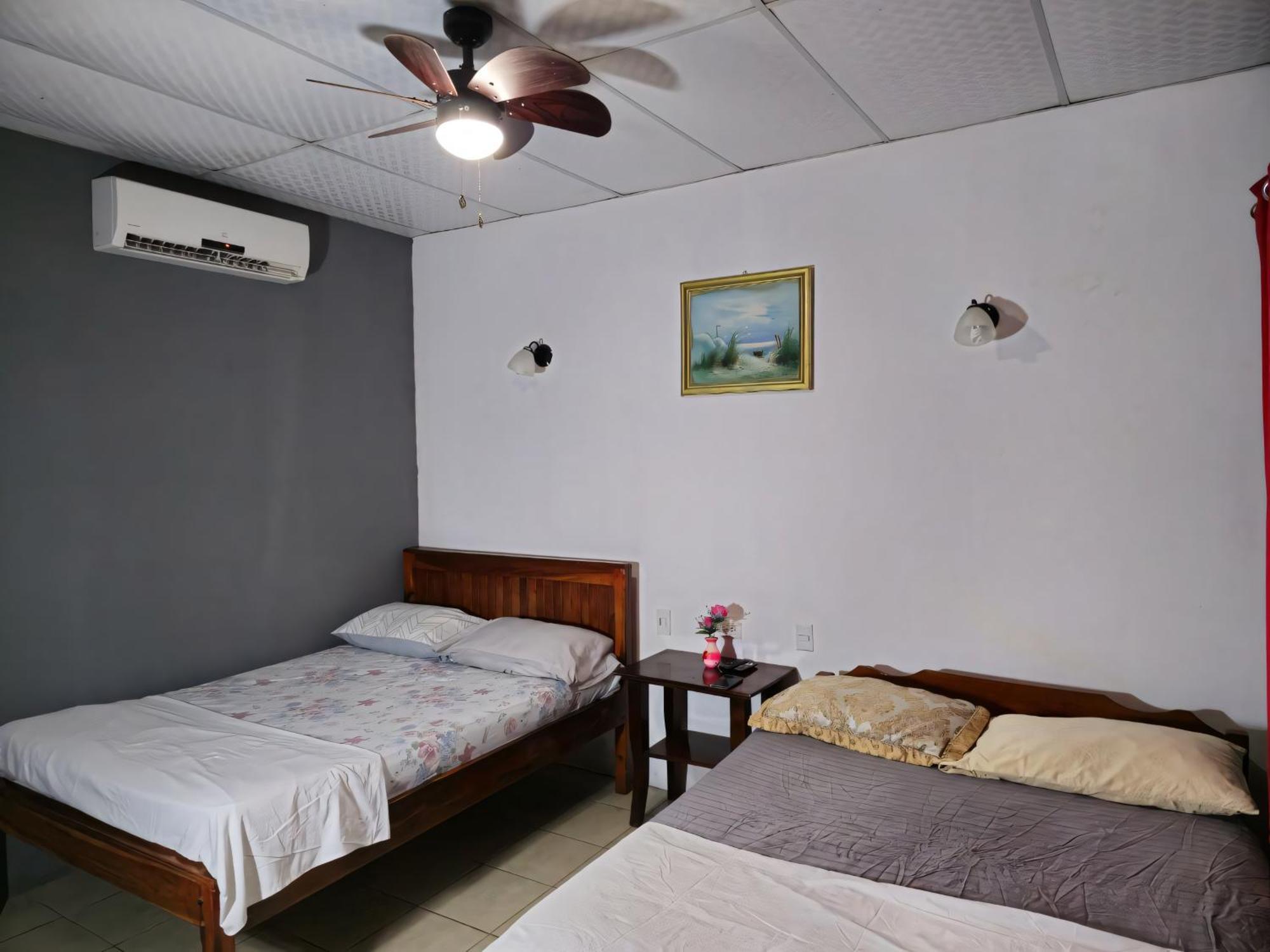 לינה וארוחת בוקר מויוגאלפה Ometepe House מראה חיצוני תמונה